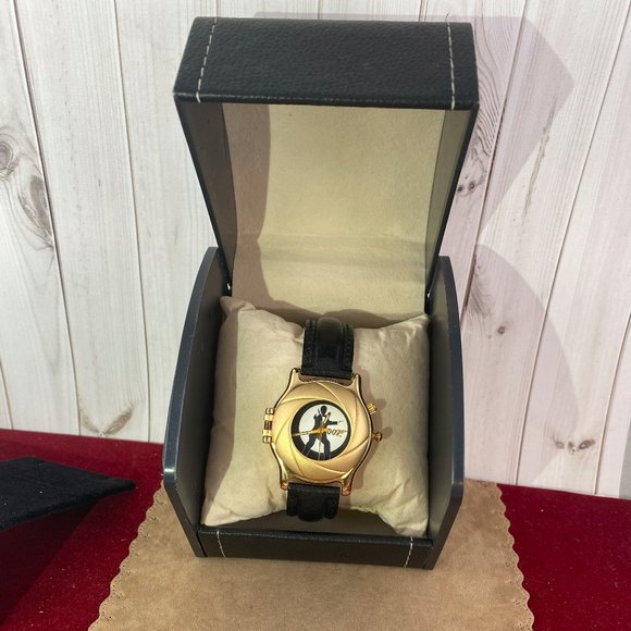 Vintage Fossil Gold Edition 1997 James Bond 007 Watch Gold Limited Edition - Picture 3 of 13